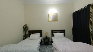 Shared Dormitory, 1 Bedroom, City View | 1 bedroom