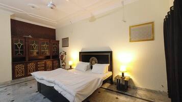 Shared Dormitory, 1 Bedroom, City View | 1 bedroom