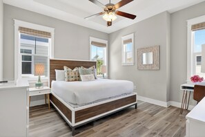 3 bedrooms, desk, iron/ironing board, travel crib