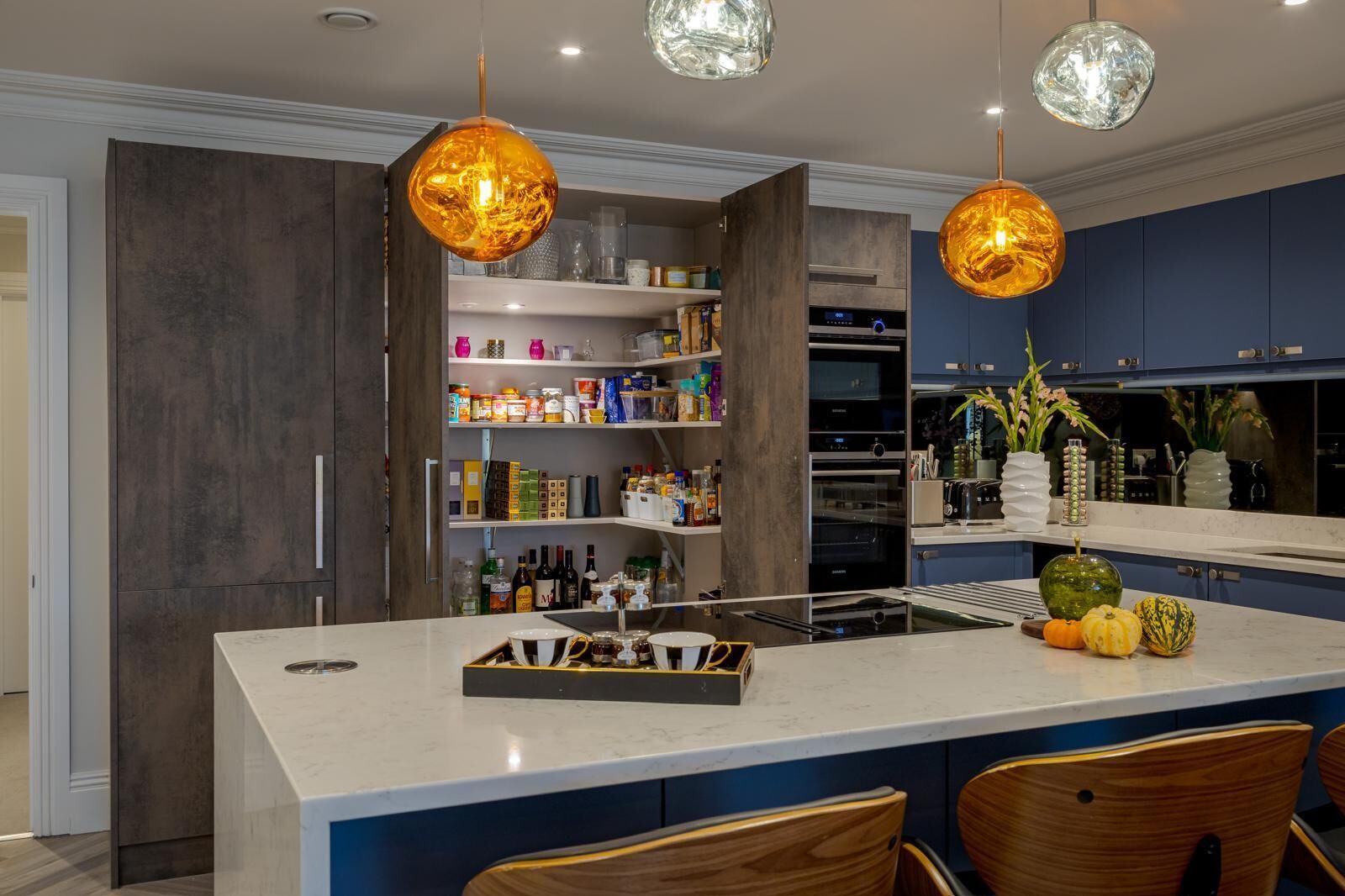 Dining tables, kitchen islands