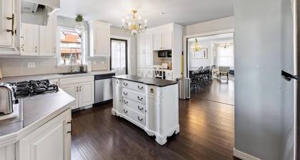 Beautiful 10 Bedroom Victorian Home with 5 Reserved Parking Spaces