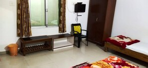 Deluxe Double Room, Multiple Bedrooms, City View | Desk, free WiFi, bed sheets - Goroomgo Lotus india Khajuraho (Rajnagar)