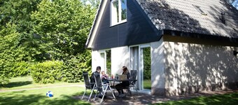Holiday Home in Scherpenzeel near Nature Park