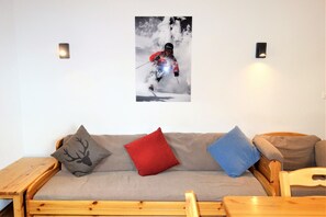 Interior - Flat in Nendaz with Ski-In/Ski-Out Access (Haute-Nendaz)