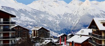Apartment on floor four with balcony