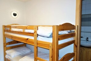 1 bedroom, free WiFi