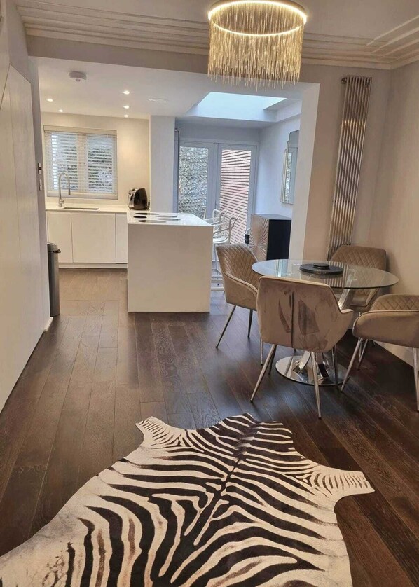 Interior - Brighton Cottage By The Sea
(Brighton and Hove)