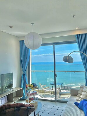 Apartment, 3 Bedrooms, Balcony, Ocean View | Living area | Flat-screen TV, pay movies - Meomeo Homestay - The song Apartment Vung Tau (Ho Chi Minh City)