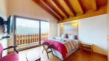 5 soverom, skrivebord og wi-fi