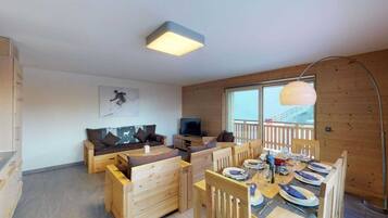 Smart TV, DVD player