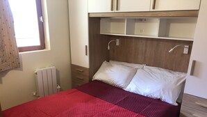 Unclassified image, 4 of 21, button - Apartment in Termignon with Ski-In/Ski-Out (Val Cenis)