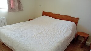 Room - Central apartment with mountain view (Val Cenis)