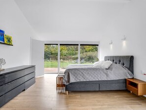 3 室のベッドルーム、インターネット