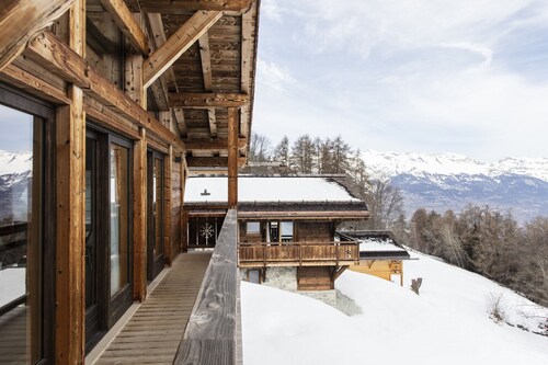 Chalet in Les Masses mit Garten