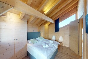 4 habitaciones, tabla de planchar con plancha y wifi gratis 