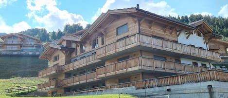 Extérieur