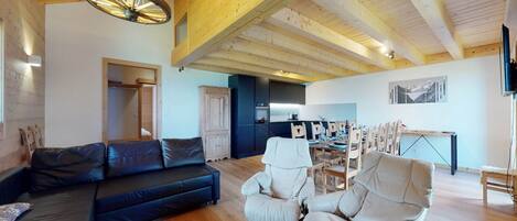 TV connectée, cheminée