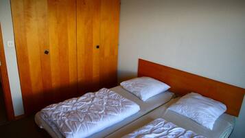 3 bedrooms