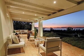 Terrace/patio - Kyvos 10, Emma Villas (Marina di Felloniche)