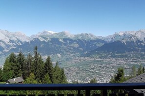 Property grounds - Apartment in Veysonnaz 200m from Ski Slopes (Les Agettes)