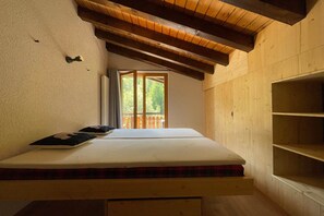 2 bedrooms, free WiFi