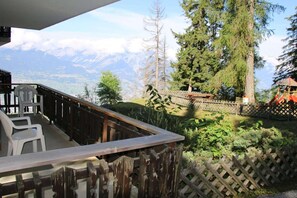 Terrace/patio - Apartment in Veysonnaz with valley view (Veysonnaz)