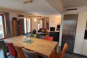 Dining - Chalet in Veysonnaz with valley view (Veysonnaz)