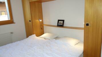 3 bedrooms, internet