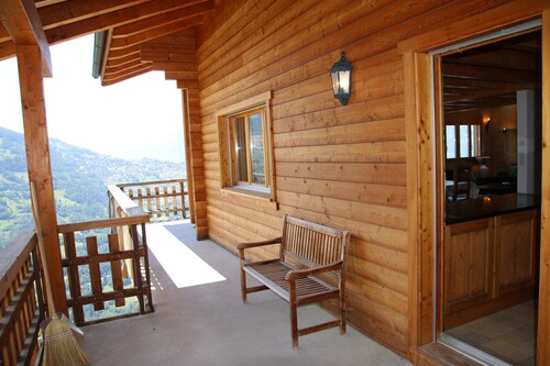 Chalet in Veysonnaz with mountain view