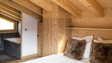 4 Schlafzimmer, BĂŒgeleisen/BĂŒgelbrett, kostenloses WLAN