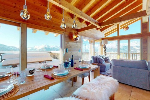 Chalet in Veysonnaz with hot tub