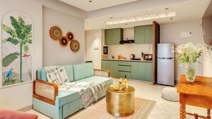 House | 2 bedrooms - Elegant 1bhk With Pool Only 2km to Candolim Beach (Candolim)