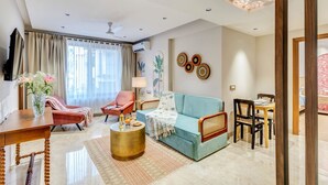 House | 2 bedrooms - Elegant 1bhk With Pool Only 2km to Candolim Beach (Candolim)
