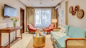 House | 2 bedrooms - Elegant 1bhk With Pool Only 2km to Candolim Beach (Candolim)