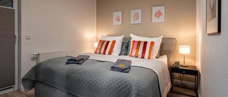 2 Schlafzimmer, Bügeleisen/Bügelbrett, WLAN, Bettwäsche