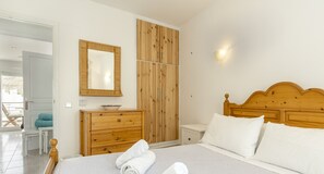 2 عدّة غرف نوم ومكواة/لوح كي وواي فاي مجانًا