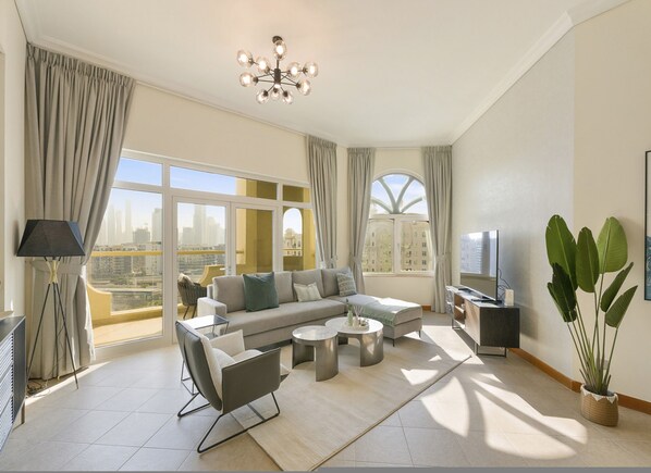 Apartment | 4 bedrooms - Short-stay at Al Haseer - 4 Beds Palm Holiday Apt (Dubai)