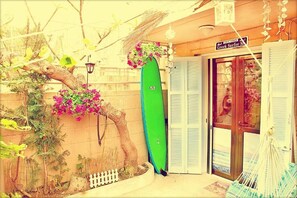 Property grounds - The Eclectic Yard home -famous for its Design (Rodos)