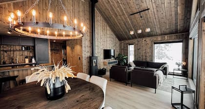 Modern Mountain Cabin - 3 Bedrooms - Sleeps 7