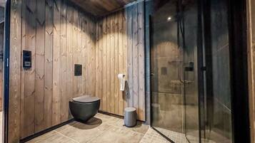 Cabin, 3 Bedrooms, Accessible, Patio | Bathroom