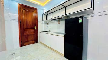 Estudio estándar | Escritorio, espacio para trabajar con un portátil, cortinas opacas
