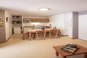 Dining - Apartment with 2 rooms and terrace (Val Cenis)