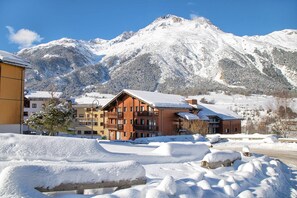 Exterior - Apartment 50 m from Gondola ride (Val Cenis)