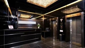 Reception - J Link Hotel (Hong Kong)