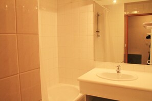 Shower - Apartment with 4 rooms and terrace (Châtel)