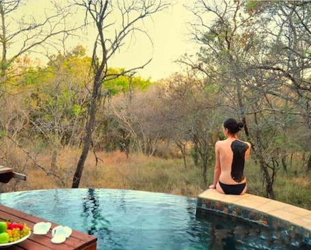 Una piscina al aire libre. 156 Euphoria Boutique Villa - Euphoria Golf Estate & Hydro