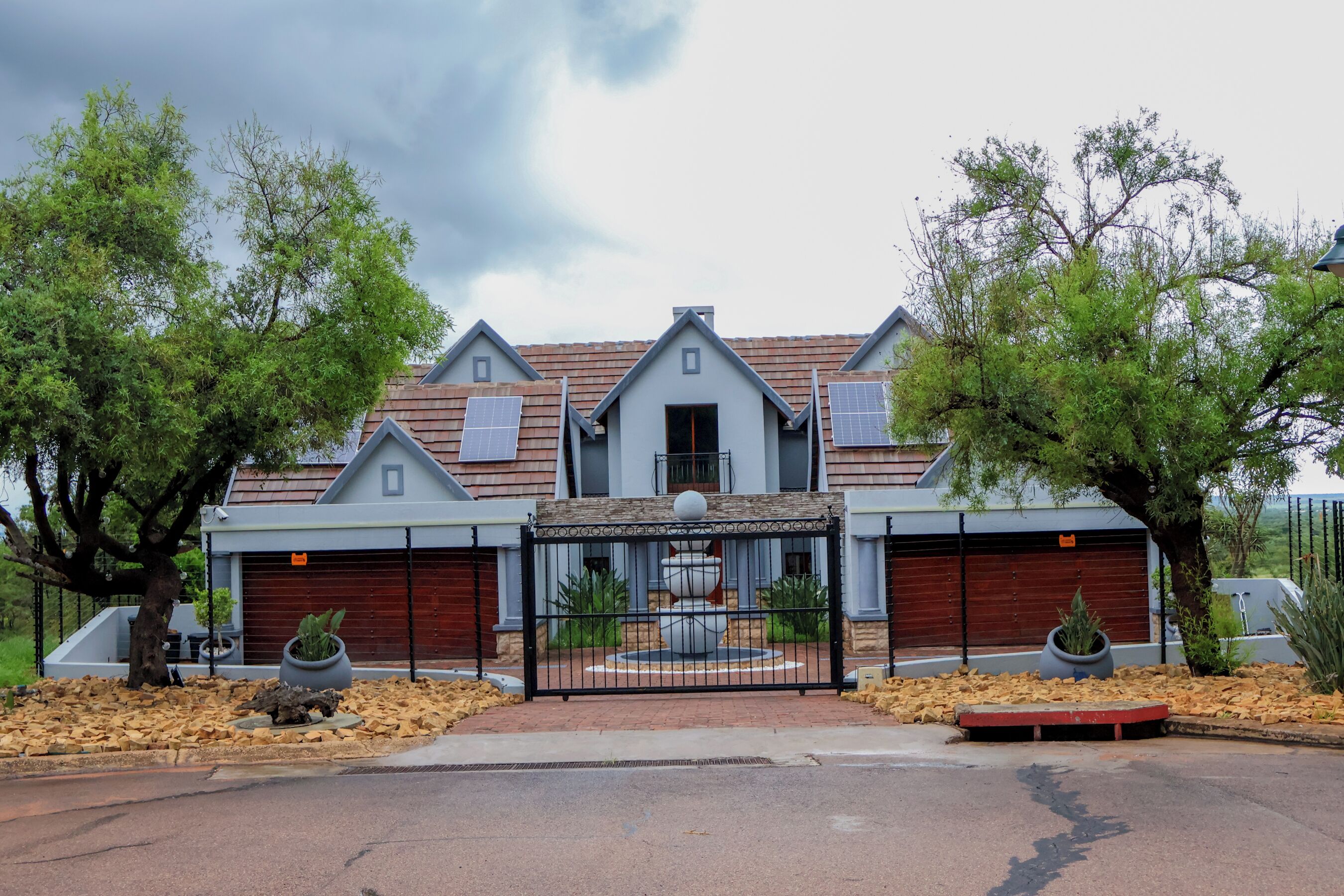 House, 6 Bedrooms, Smoking, Balcony | Exterior