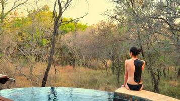 House, 6 Bedrooms, Smoking, Balcony | Pool | Outdoor pool