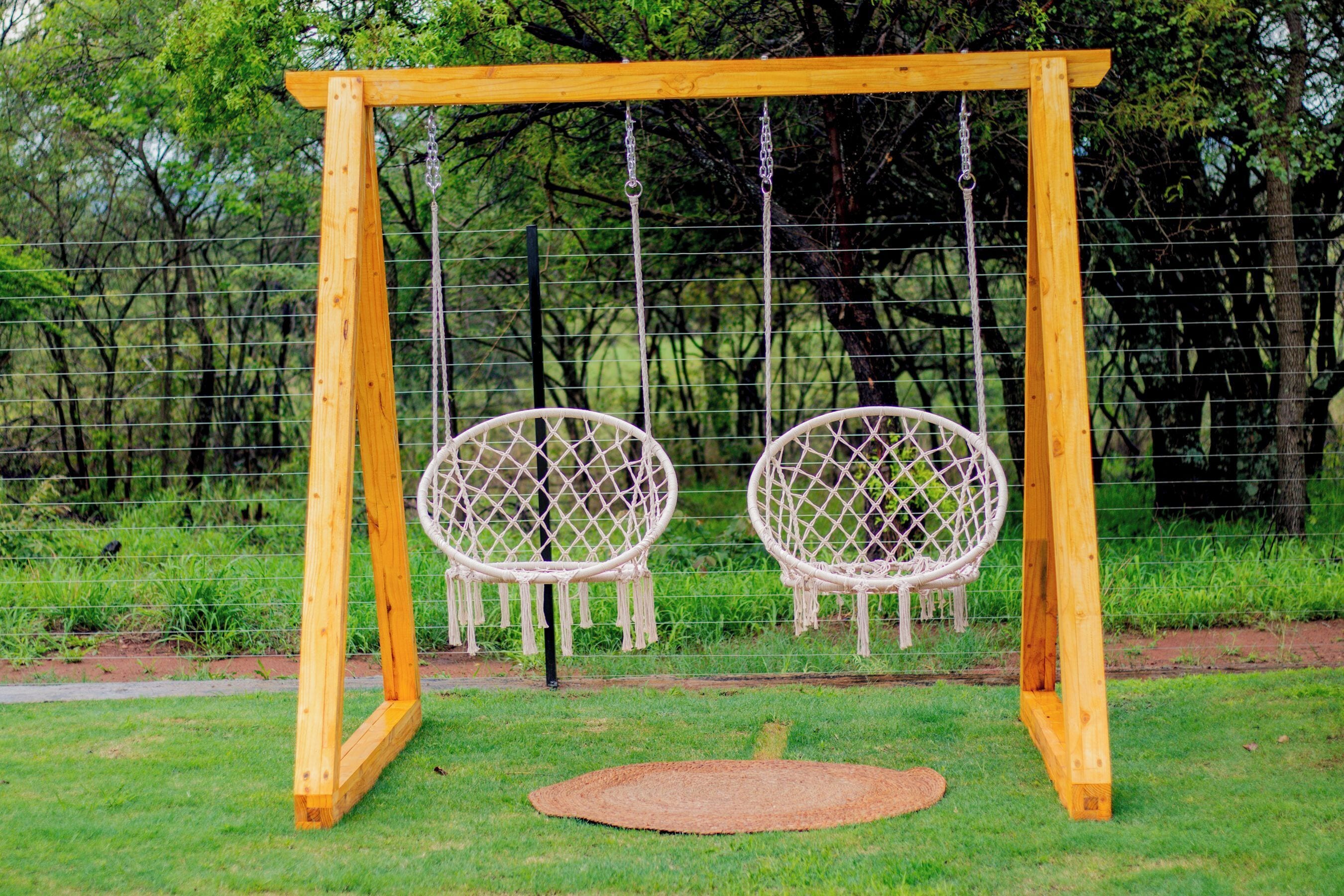 House, 6 Bedrooms, Smoking, Balcony | Property grounds