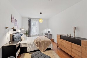 1 غرفة نوم ومكتب ومكواة/لوح كي وواي فاي